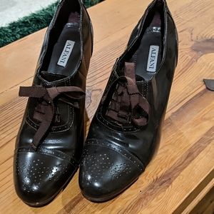 Alfani Oxford Heel Booties patent brown